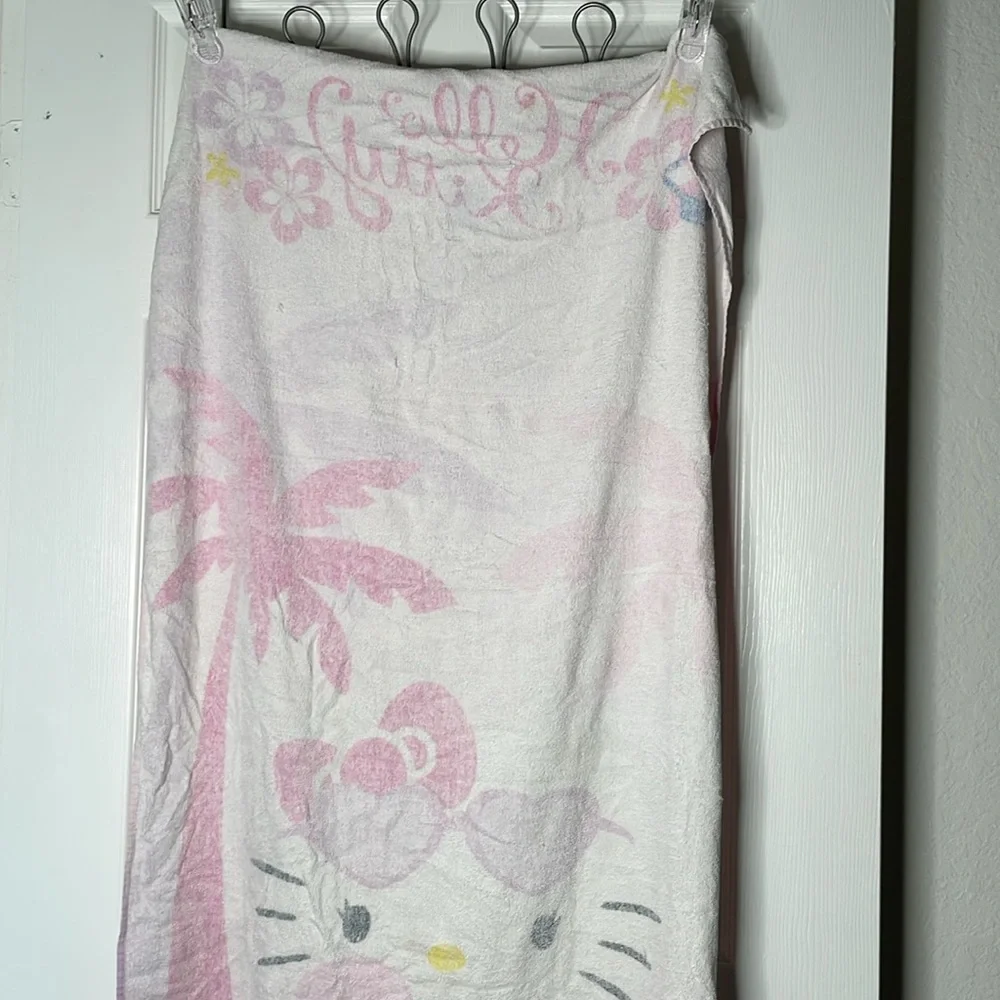 Hello Kitty Sanrio Beach Towel